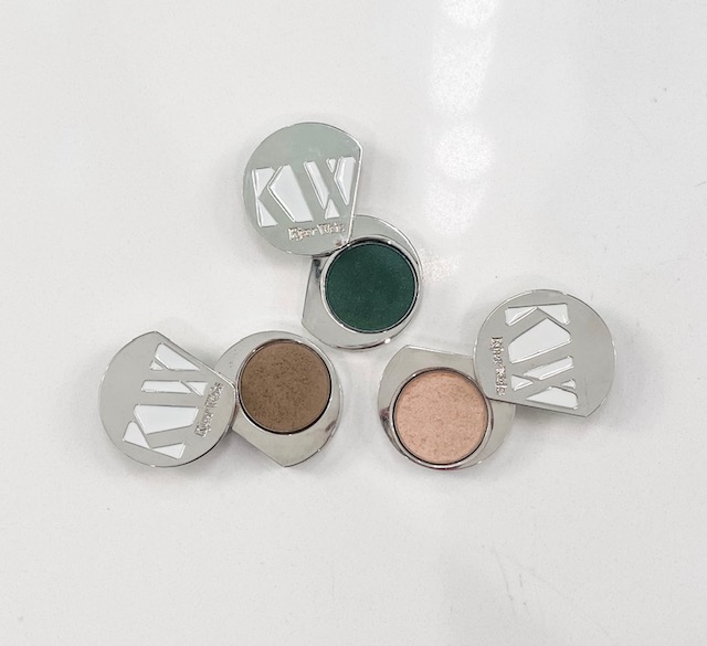Three single powder eyeshadow colors in single silver 
